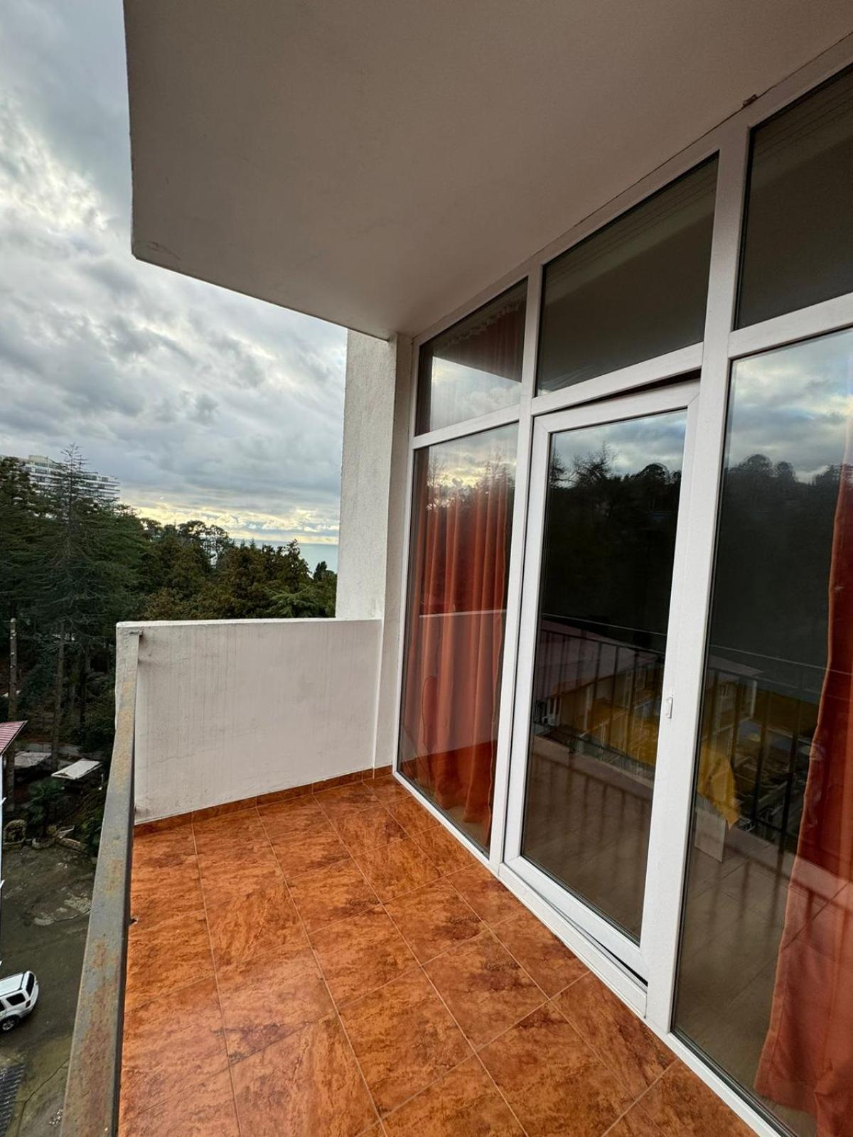 Colibri Apartment Batumi Exterior photo